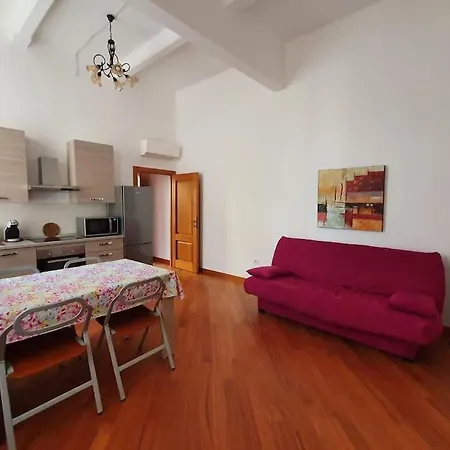 Stupendo Indipendente In Centro Lägenhet Cagliari